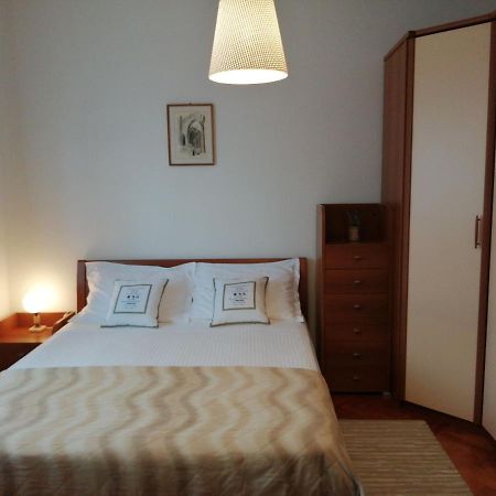 Apartments Jelka Postira Εξωτερικό φωτογραφία